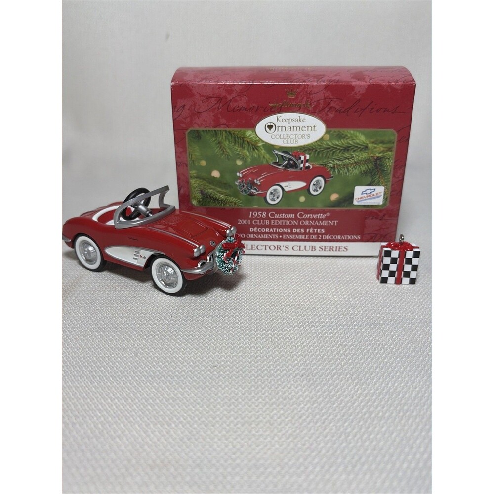 NIB VTG Hallmark Keepsake 1958 CUSTOM CORVETTE 2001 Club Ed. Ornament